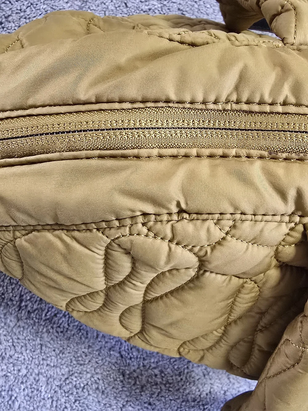 Lululemon Quilted Embrace Tote Bag 20L